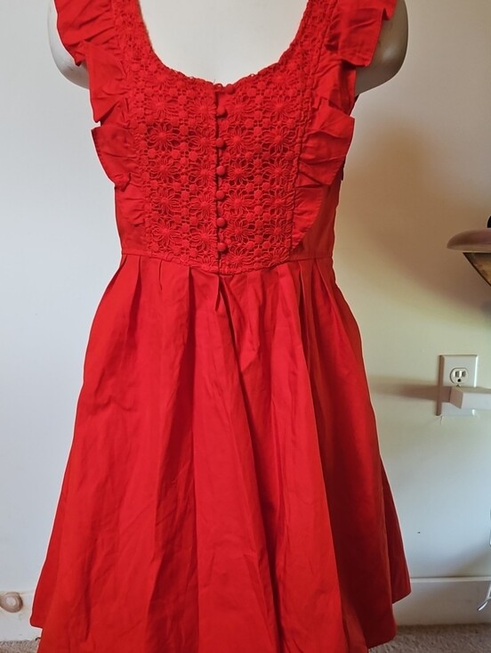 Free People Dresses & Skirts - Free PEOPLE Red/orange Ruffled Crochet Bodice Dress